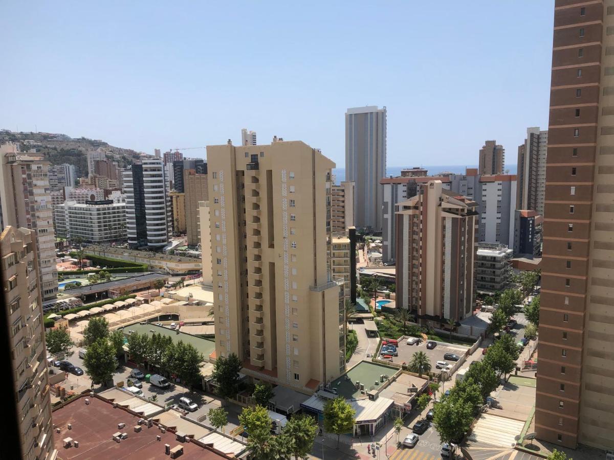 El Apartamento De Cristian 3 Benidorm Luaran gambar